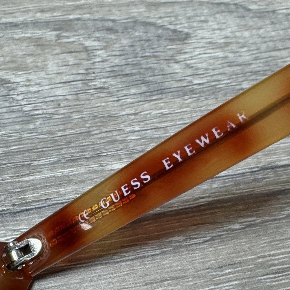 Guess Sunglasses‎ 55-16-145 Brown Tortoise Tempe Green Lenses